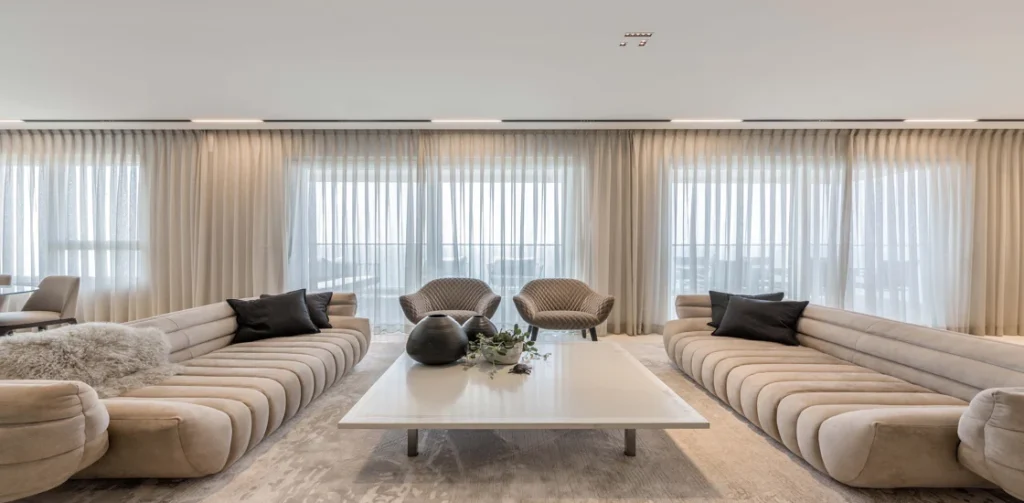 Buy Luxury Living Room Curtains services in all over UAE